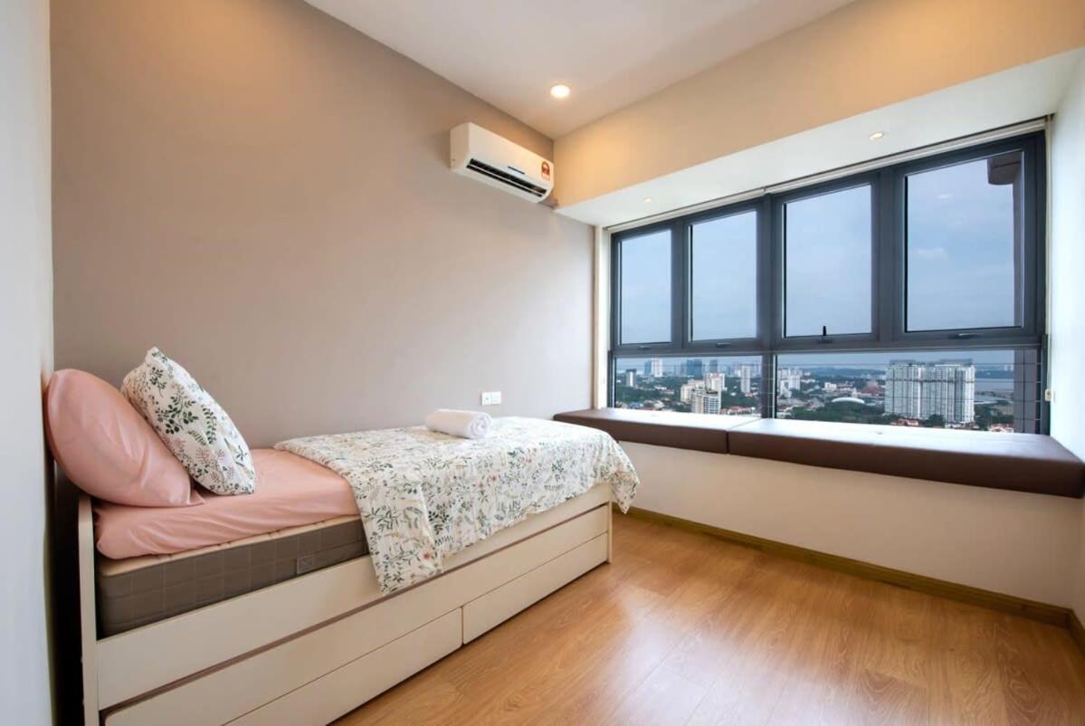 Comfy 3Br Apt In Danga Bay Free Parking Sea View Johor Bahru Exterior photo